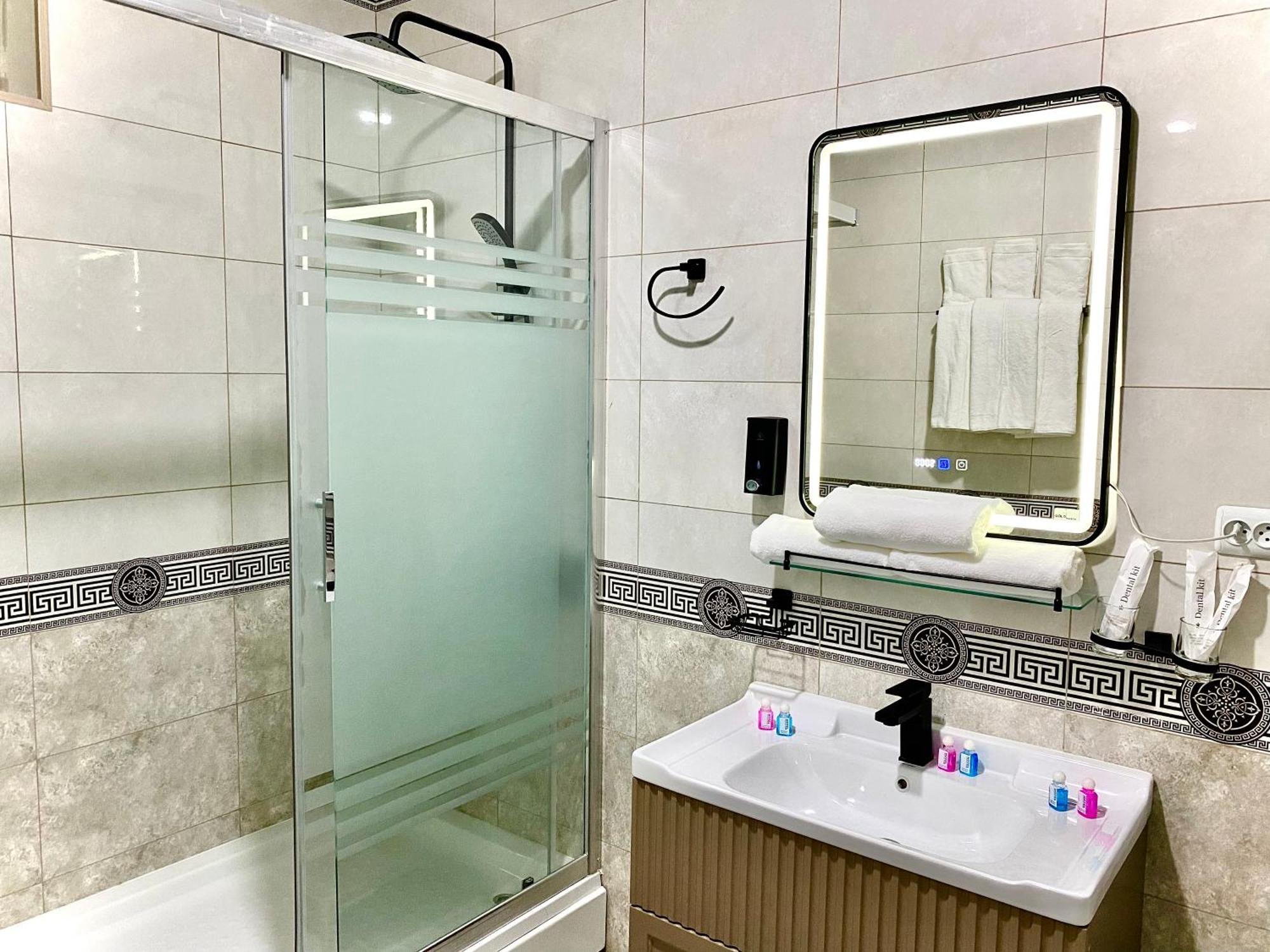 Isakhoja Hotel Hive Dış mekan fotoğraf